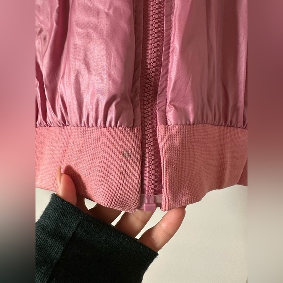 Vintage women’s windbreaker jacket. Size medium - Picture 3 of 9